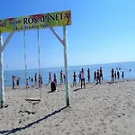 Beautiful Flat By Shore Daire Rosolina Mare